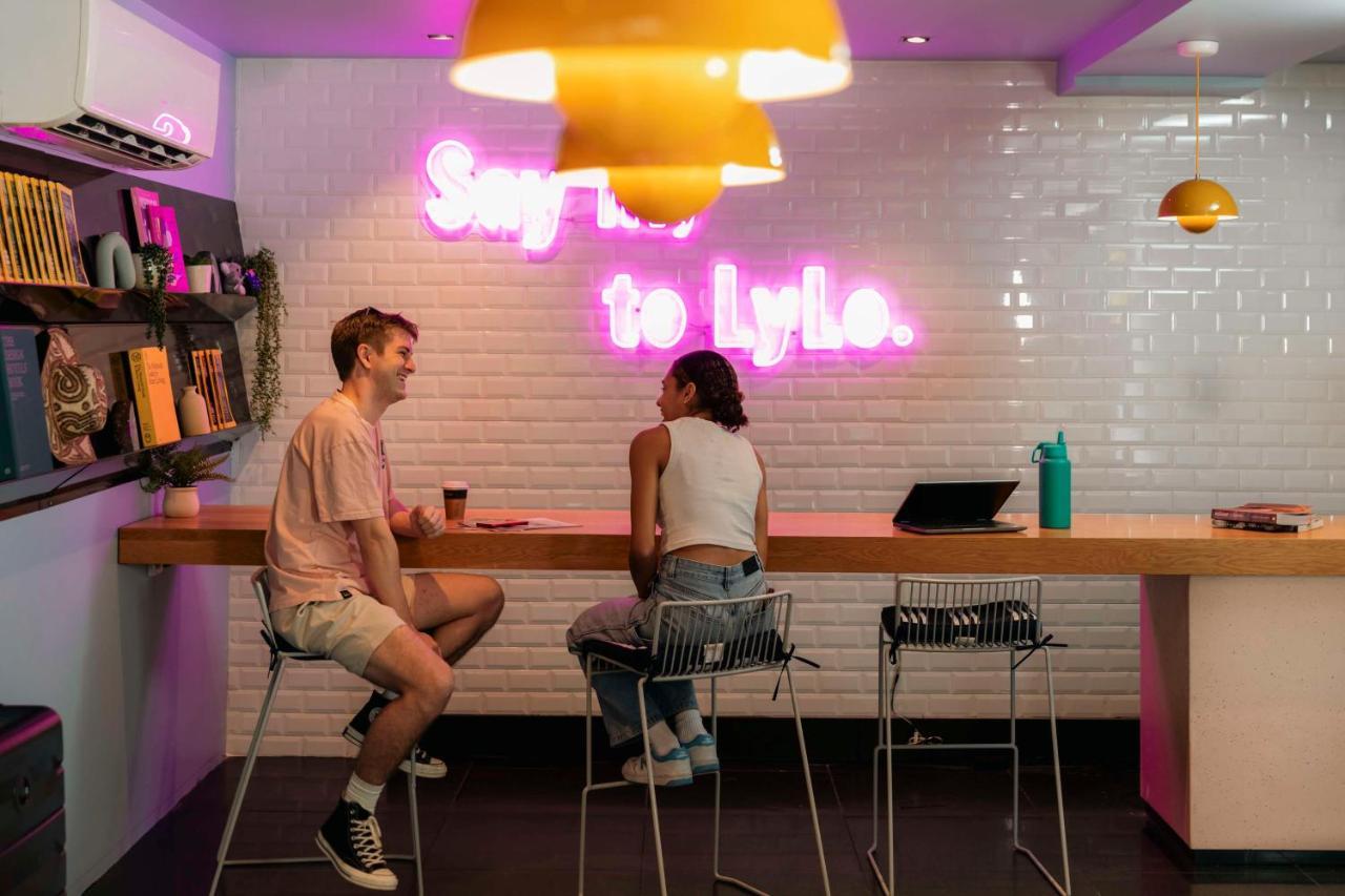 Lylo Brisbane Hostel Bagian luar foto